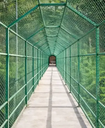 Tel Örgü mü, Panel Çit mi?